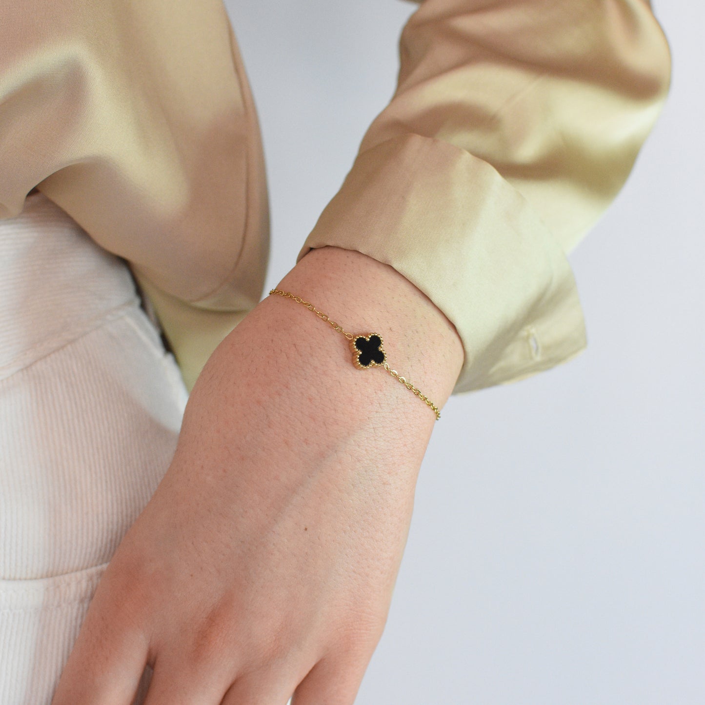 Narukvica Noir Elegance - srebrna/zlatna - nehrđajući čelik