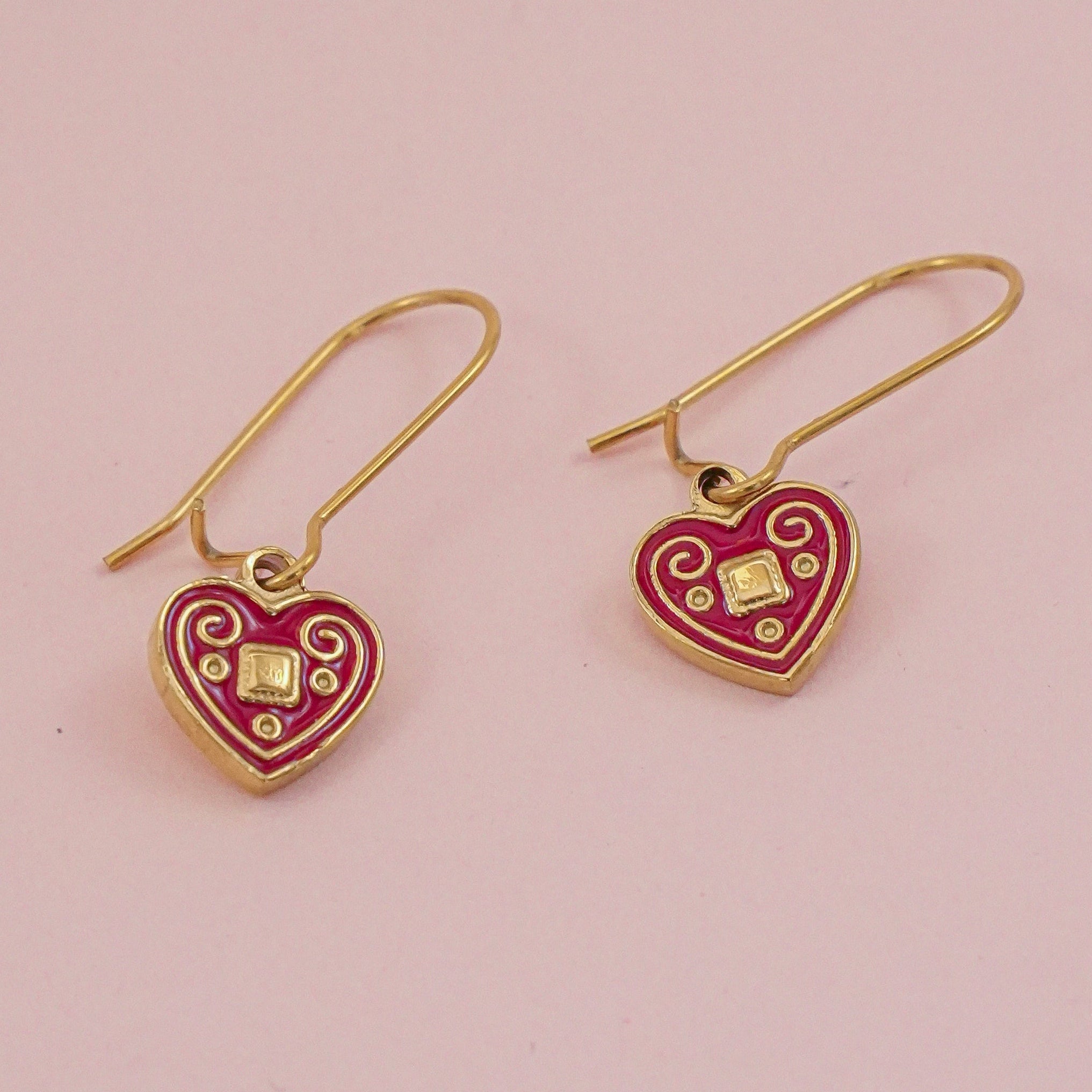 Naušnice od čelika