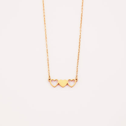 Ogrlica od nehrđajućeg čelika. Tri srca. Nea 2