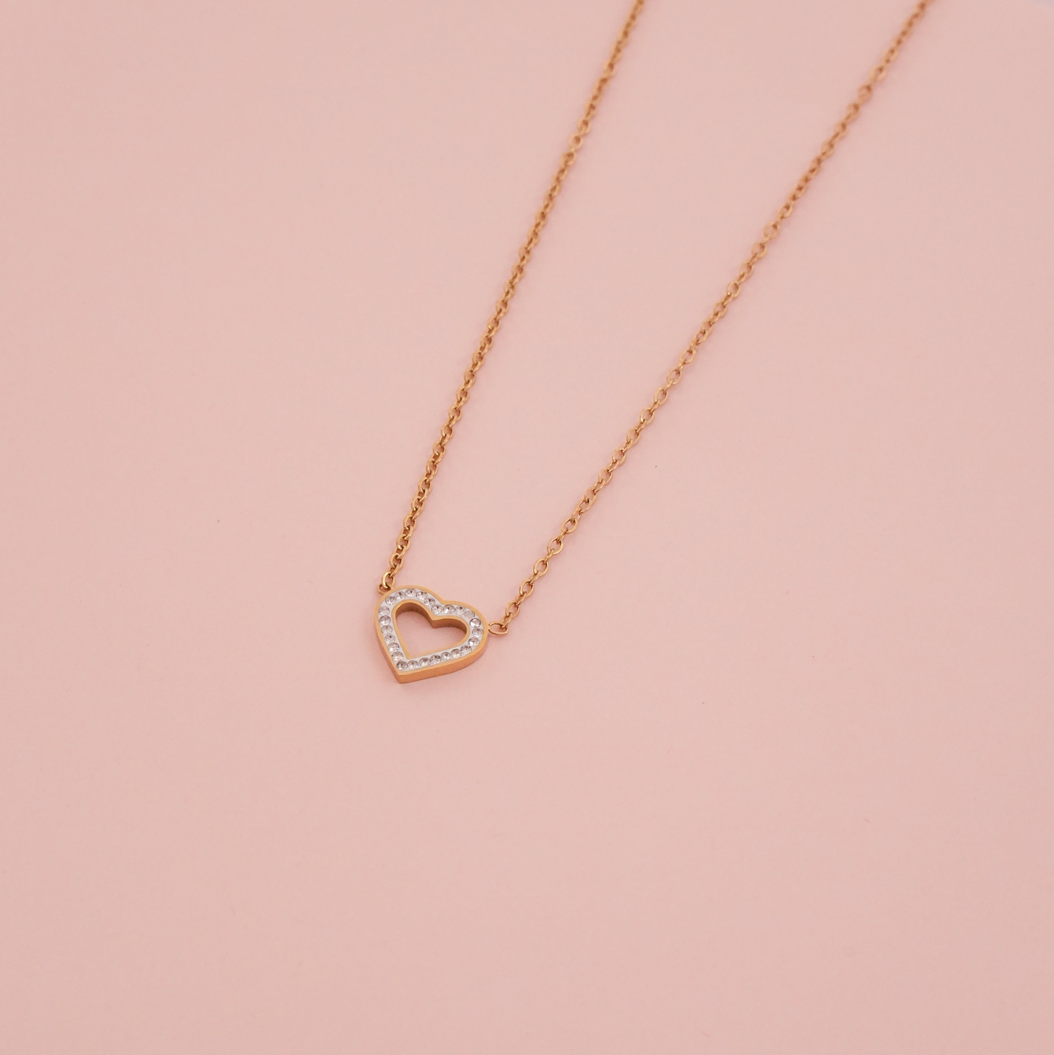 Ogrlica Srce sa cirkonima. Nea 16