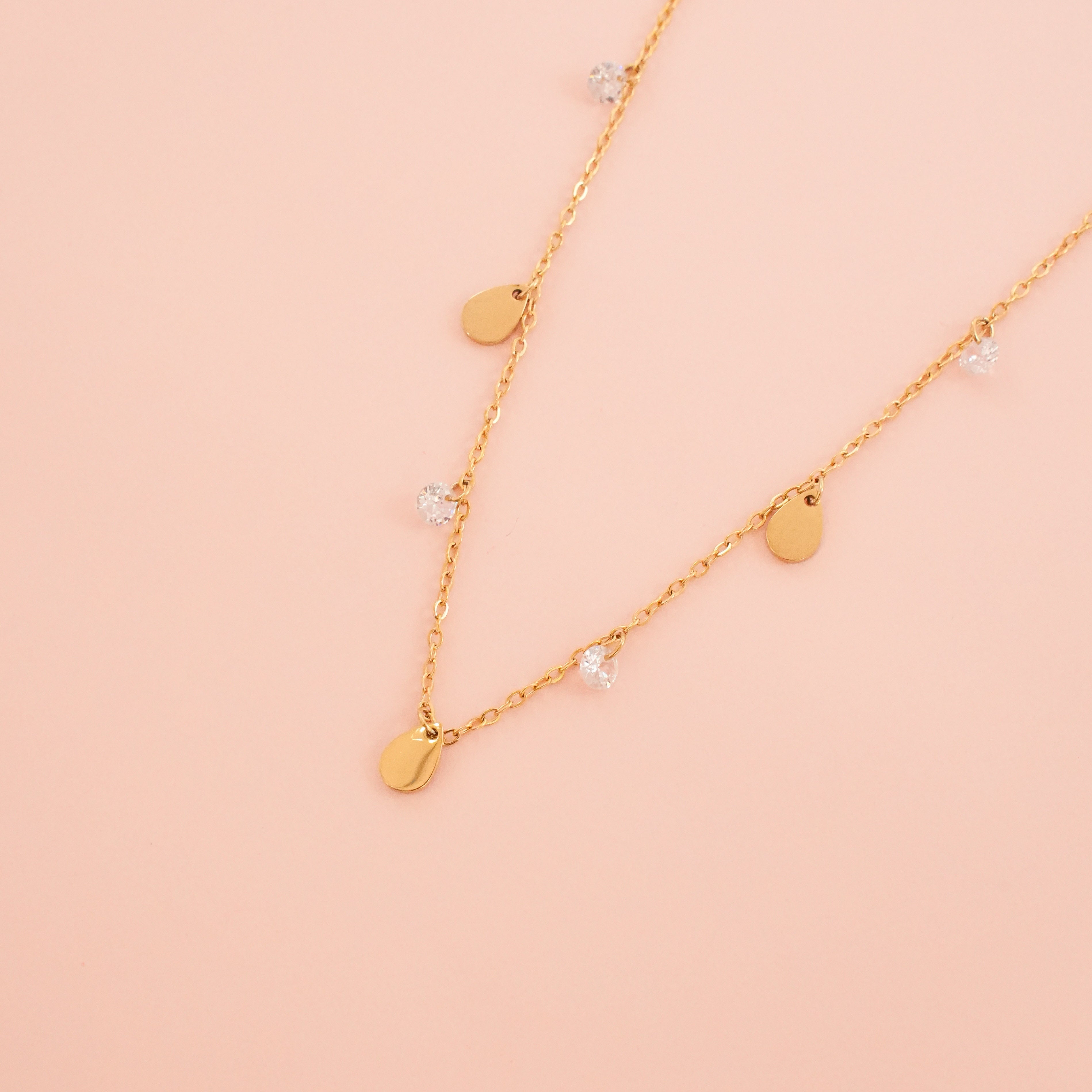 Ogrlica  Suze staklene. Nea 74