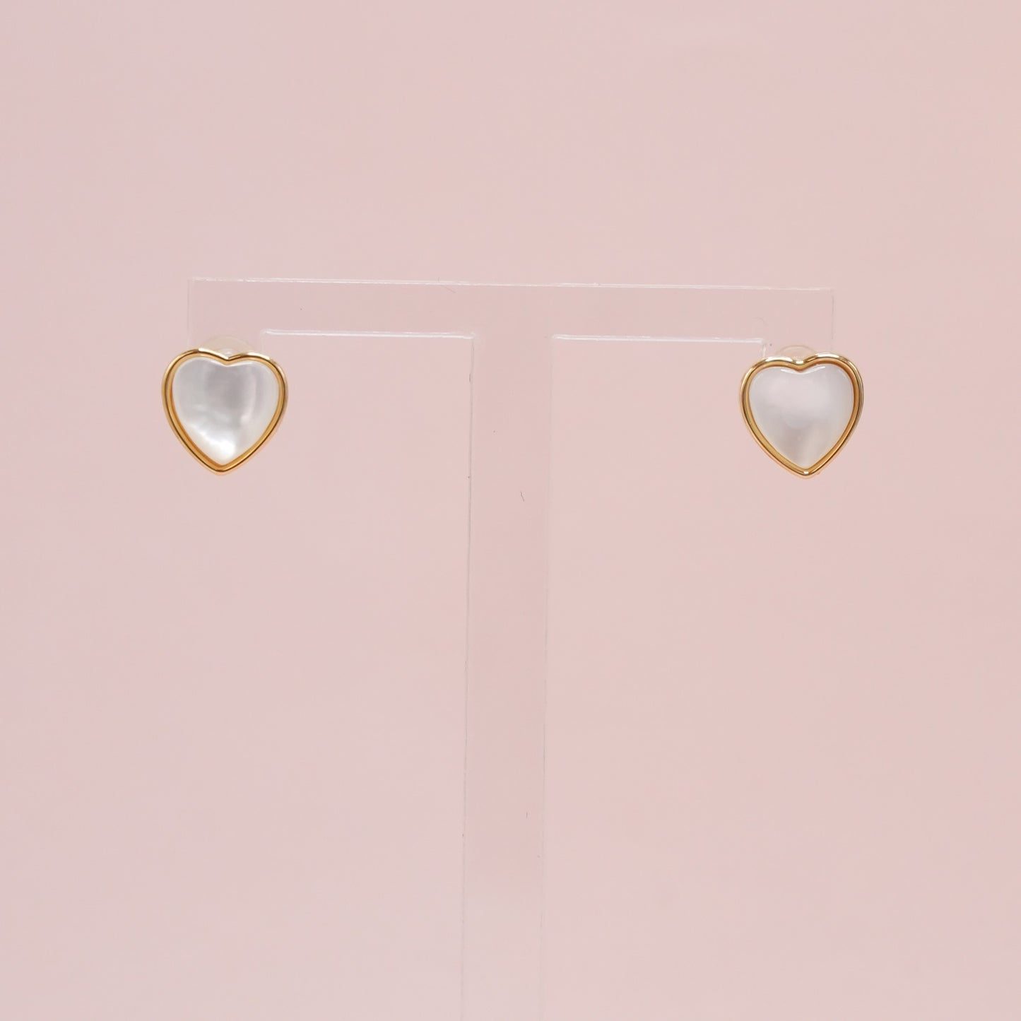 Naušnice nehrđajući čelik. Srce od Sedefa. Nea 62