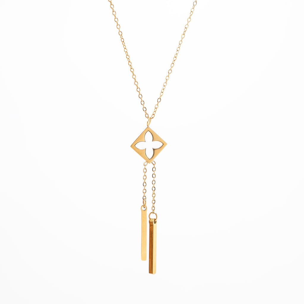 Čelična ogrlica Djetelina s bijelim sedefom i dva viseća detalja - Pozlaćena - Ogrlica Nea 97