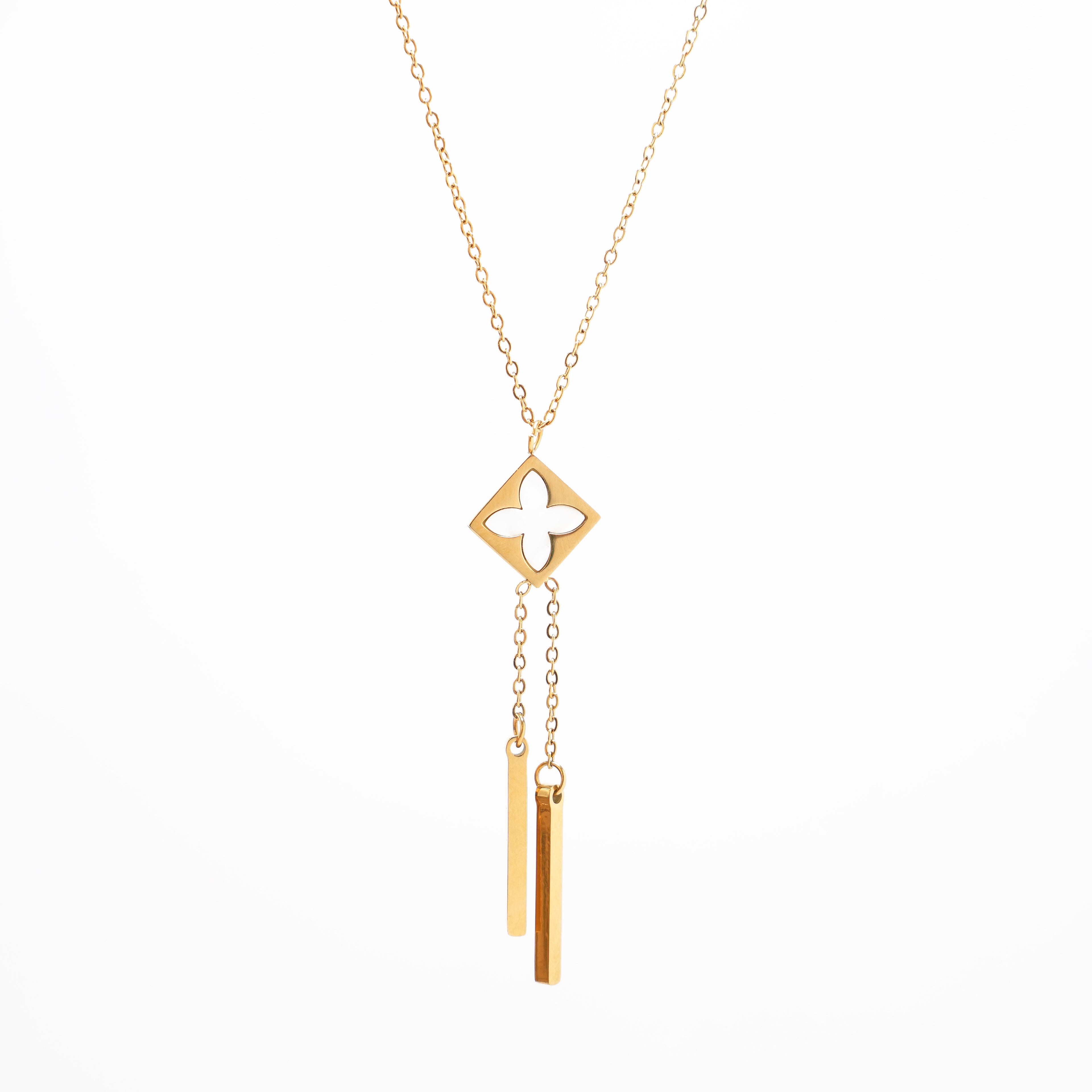 Čelična ogrlica Djetelina s bijelim sedefom i dva viseća detalja - Pozlaćena - Ogrlica Nea 97