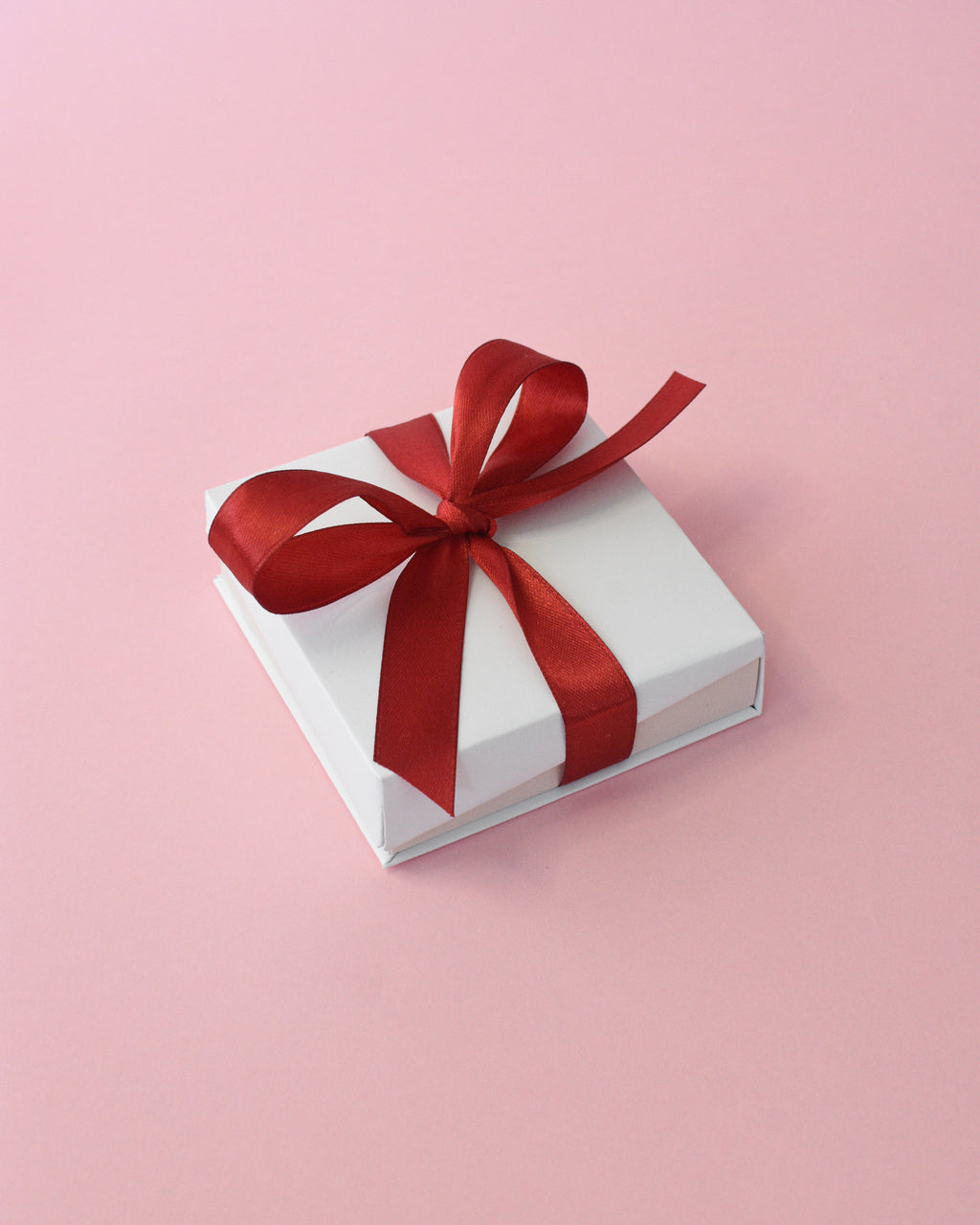 Ogrlica sa inicijalom i motivom - nehrđajući čelik