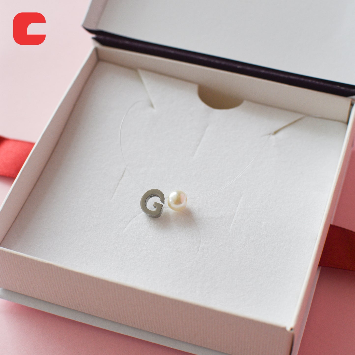 Ogrlica sa inicijalom - 1+1 gratis - nehrđajući čelik