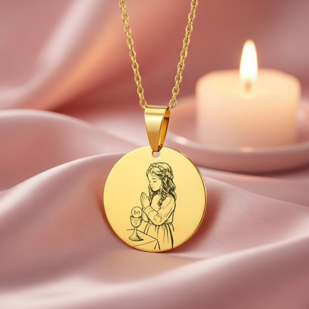 Čelična Ogrlica sa gravurom Prvopričesnika/ce uz simbol Euharistije - Poklon za Prvu Pričest - srebrna/zlatna