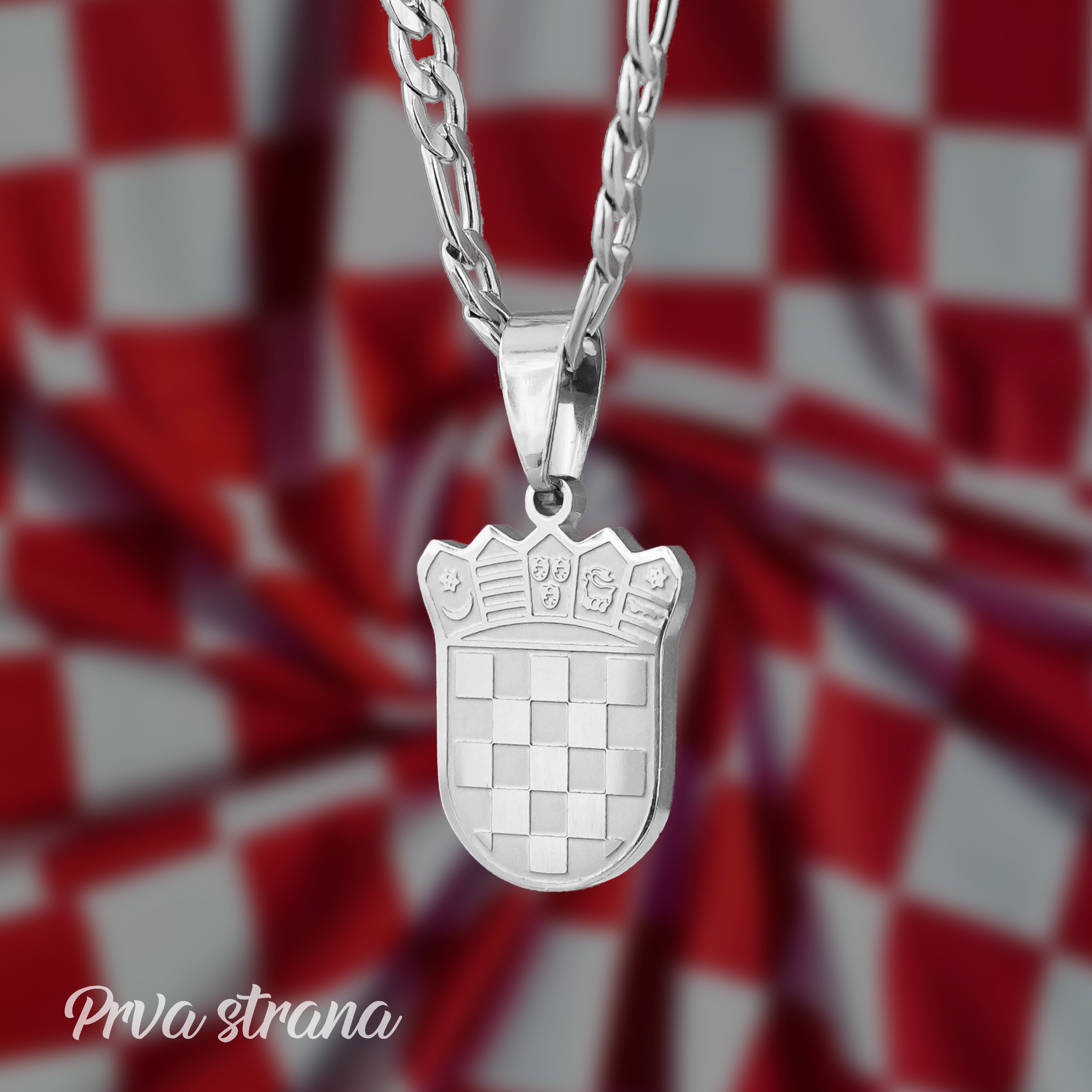 Ogrlica Hrvatski grb sa gravurom Vašeg imena na Glagoljici - srebrna/zlatna