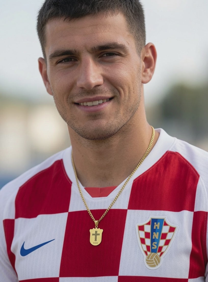 Ogrlica Hrvatski grb sa gravurom Križa i Vašeg imena - srebrna/zlatna