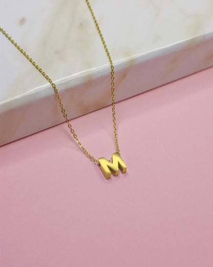 Ogrlica sa inicijalom - 1+1 gratis - nehrđajući čelik