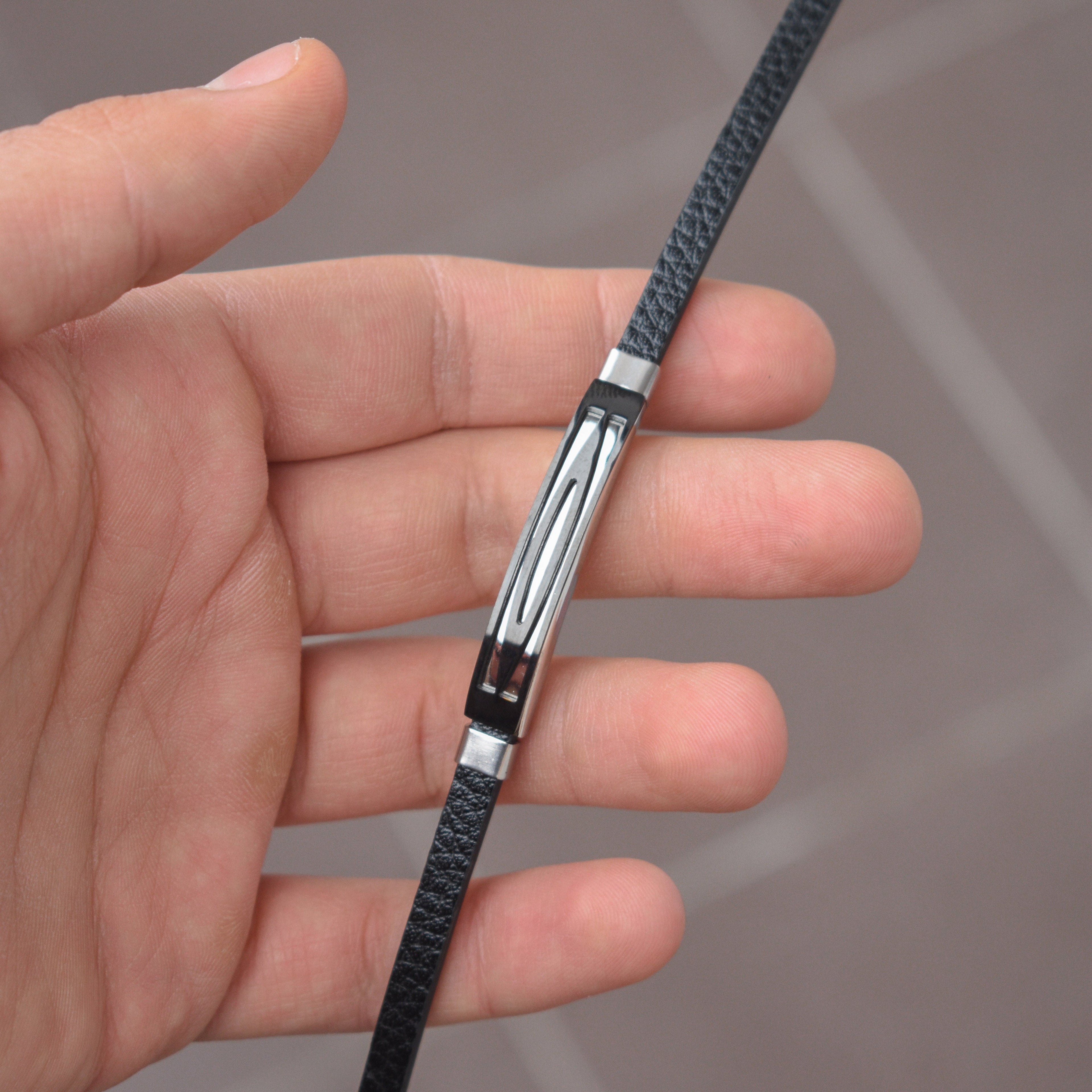 Muška narukvica dijamant - umjetna koža i nehrđajući čelik